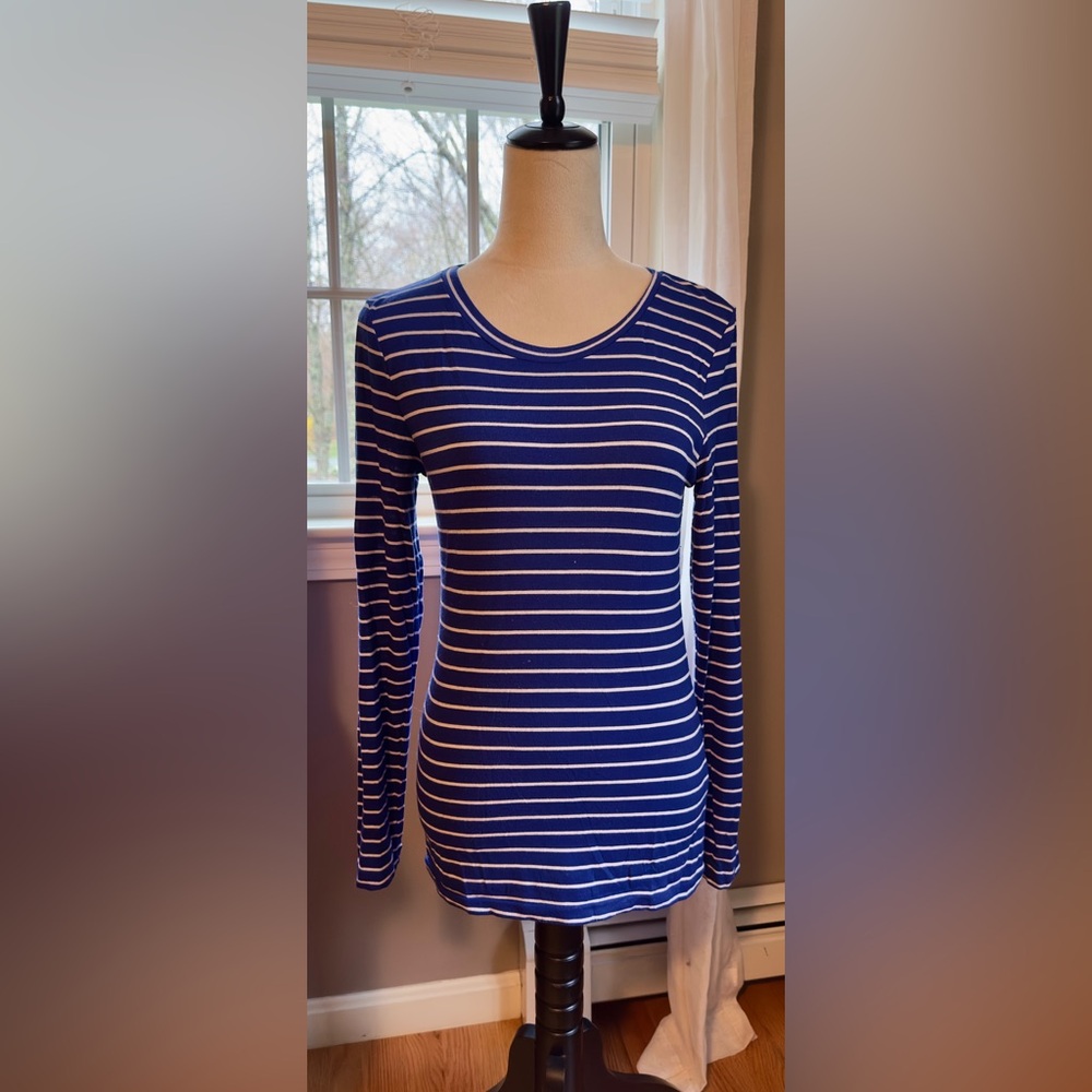 Banana Republic Navy & White Striped Long-Sleeve Crewneck Top